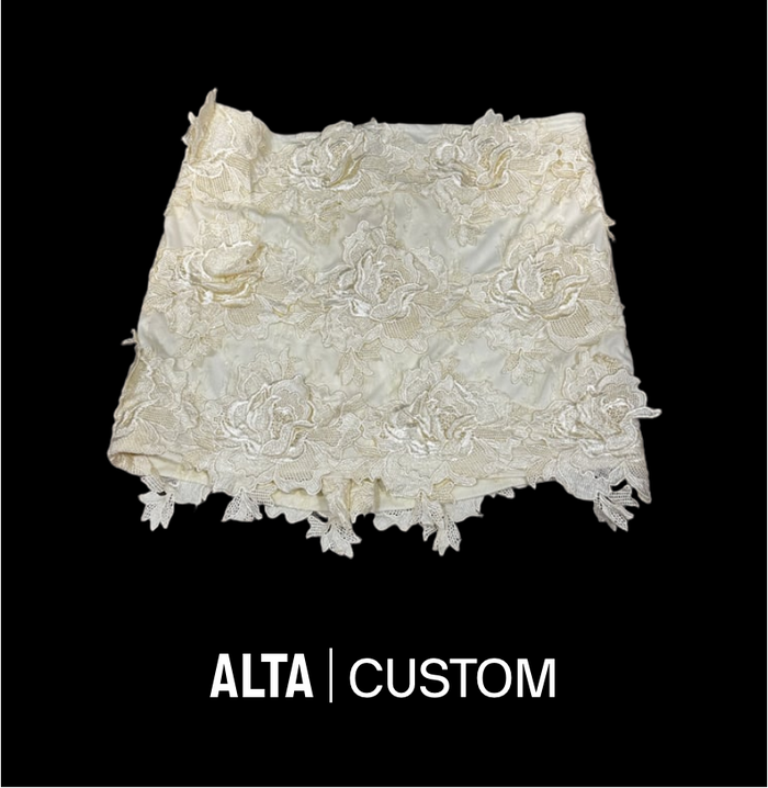 Embroidered skirt